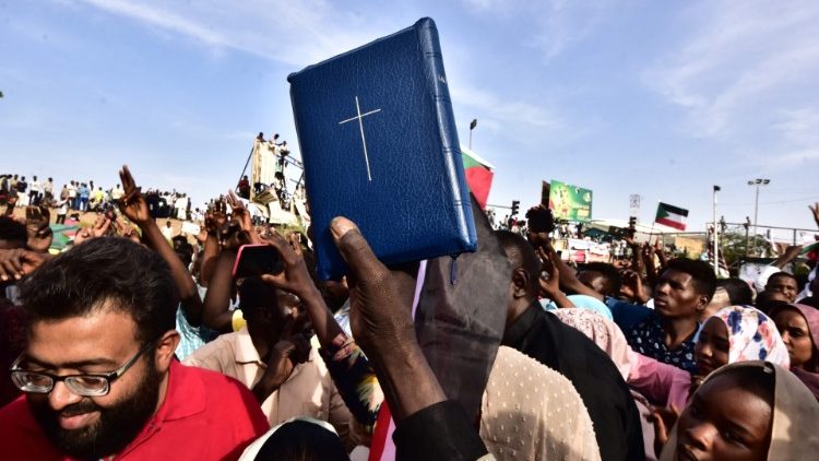 Po režimo žlugimo gali lengviau atsikėpti Sudano krikščionys