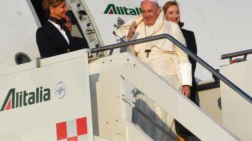 Pápež František už letí na juh Afriky k brehom Indického oceánu 