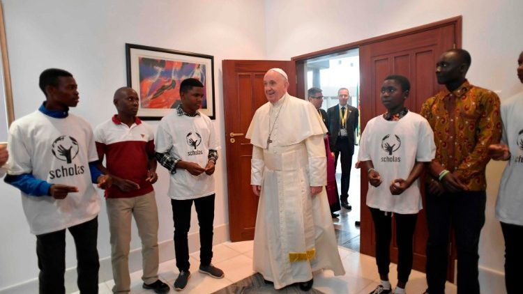 教宗方济各与莫桑比克青年会面