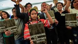Philippiner protestieren in Manila