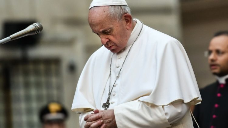教宗祈禱
