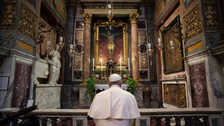 教宗為疫情祈禱
