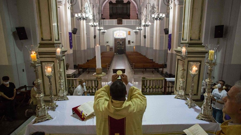Imagen de archivo: La Iglesia en Venezuela sale al encuentro de los más necesitados en la pandemia.