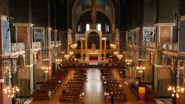 Tradycja anglikańska, która została zachowana w Ordynariacie, w jego liturgii i duchowości, ubogaca Kościół katolicki.