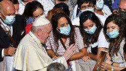 Pope Francis: Become guardians of life and earth with contemplation and care