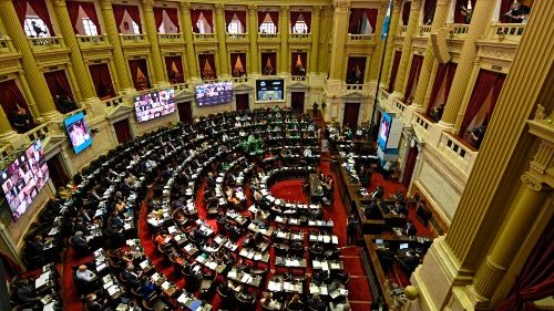 Les évêques argentins dénoncent «l’obsession fébrile» des autorités pour le projet de loi IVG