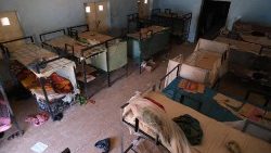 Schlafsaal in dem Knabeninternat, aus dem Terroristen von Boko Haram Hunderte Schüler entführt haben