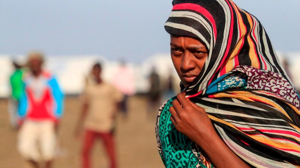 Refugiada etíope no campo de Tenedba