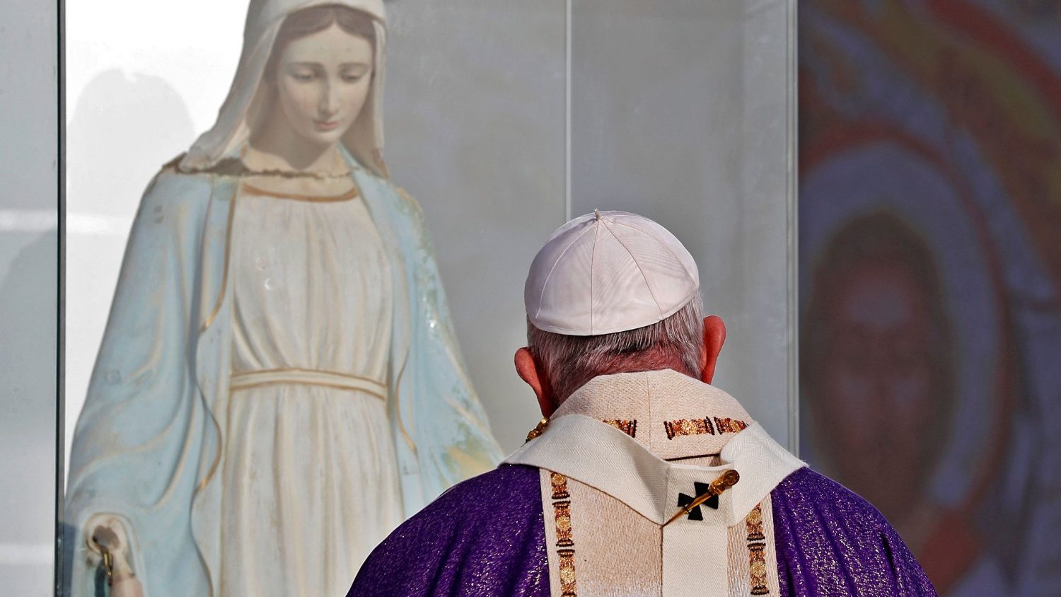 Pope on Assumption: Mary takes us by the hand, inviting us to rejoice