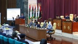 Sesión de la Asamblea parlamentaria libia en Sirte 