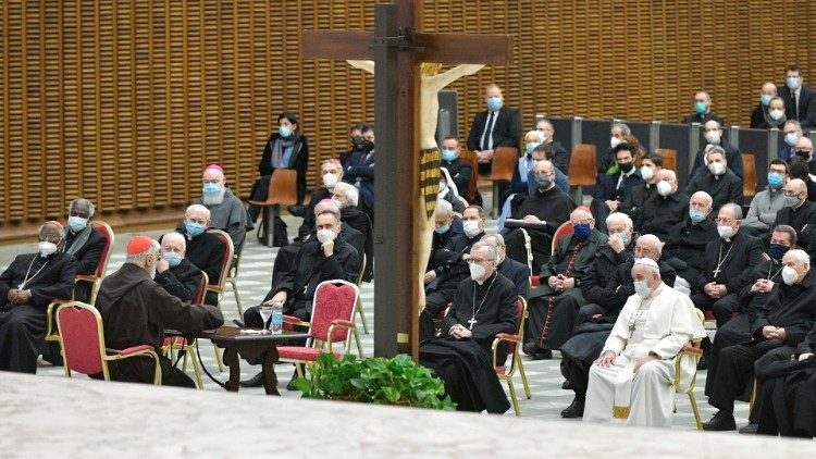 El Papa asiste a la cuarta predicación de Cuaresma del Cardenal Cantalamessa