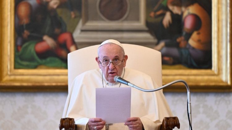 Le Pape François lors de l'audience générale du 21 avril 2021