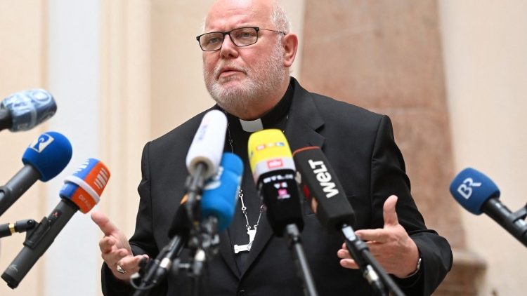 Kardynał Reinhard Marx podał się do dymisji