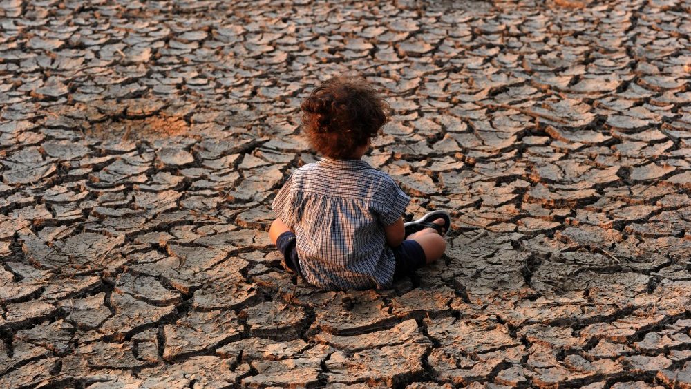 Los alarmantes efectos de la desertificación y el cambio climático en la tierra.