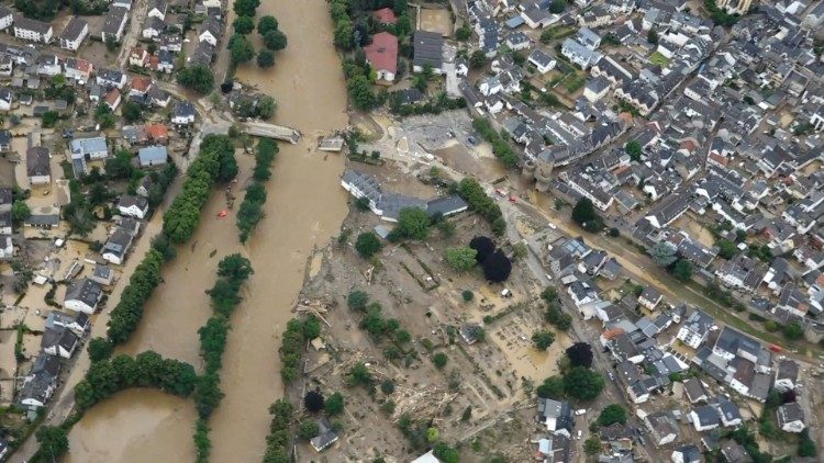 Vue aérienne des inondations dans la région de l'Ahr (Ouest de l'Allemagne)