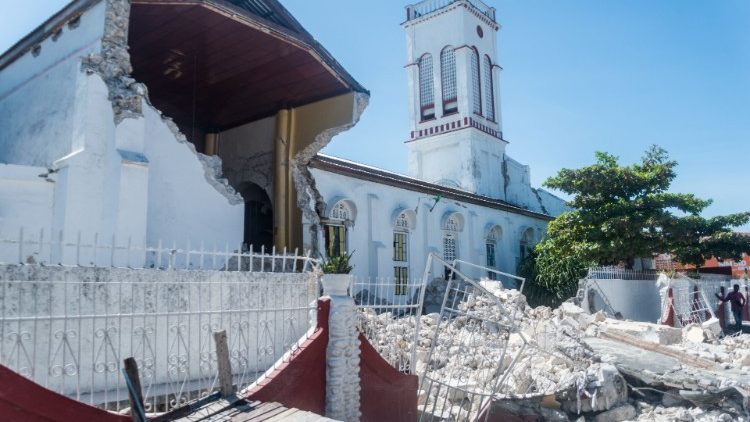 L'église du Sacré-Cœur des Cayes, détruite par le séisme du 14 août. 