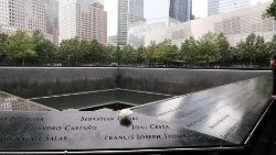 Le mémorial du "Ground Zero", où sont gravés les noms des victimes des attentats du 11 septembre 2001, à New-York 