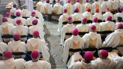 Les évêques pendant une messe à Lourdes (archive).