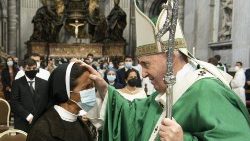Pope Francis blesses Sister Gloria Cecilia Narvaez at Holy Mass on the day following her release from captivity