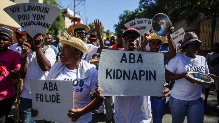 Người dân Haiti biểu tình chống các vụ bắt cóc