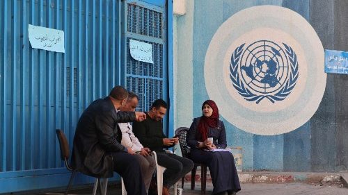 Santa Sede: Apoyo a la UNRWA en socorro a los refugiados palestinos