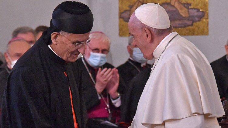 Maronitų patriarchas Beshara Rai ir popiežius Pranciškus