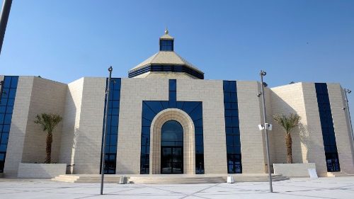 Katar: Tausende Christen besuchen Neujahrsmessen