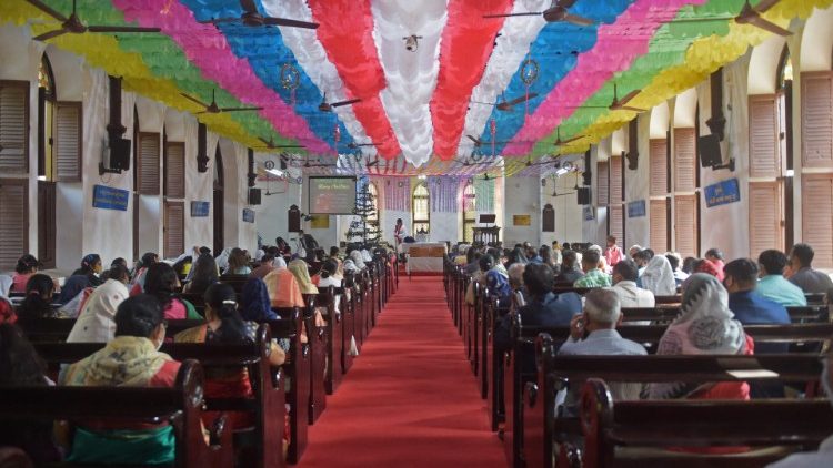 Christen bei einer Messfeier in Ahmedabad im Dezember 2021