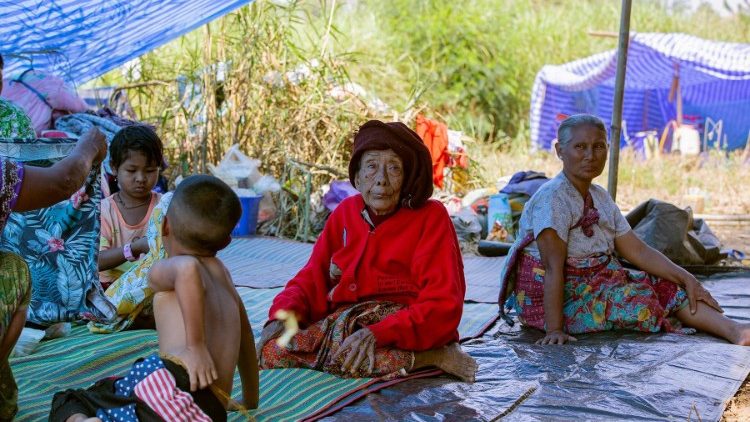 Myanmar: La Iglesia pide que se facilite la ayuda humanitaria