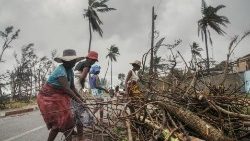 Katolicy pomagają poszkodowanym przez cyklon mieszkańcom Afryki