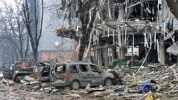 Völlige Zerstörung in der zweitgrößten Stadt der Ukraine, Charkiv