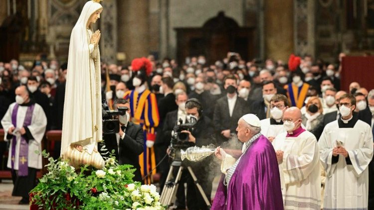 教皇フランシスコ、ロシアとウクライナをマリアの汚れなき御心に奉献  　2022年3月25日　バチカン・聖ペトロ大聖堂