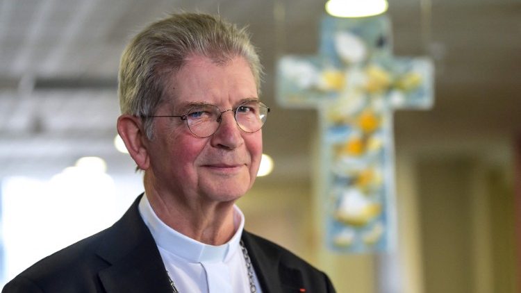 Abp Urlich: współodpowiedzialność świeckich za Kościół jest faktem
