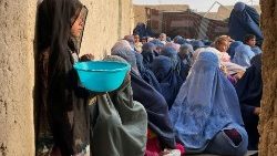 Dramatyczna sytuacja afgańskich kobiet – głód zagląda im w oczy