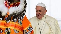 CANADA-VATICAN-RELIGION-POPE-INDIGENOUS