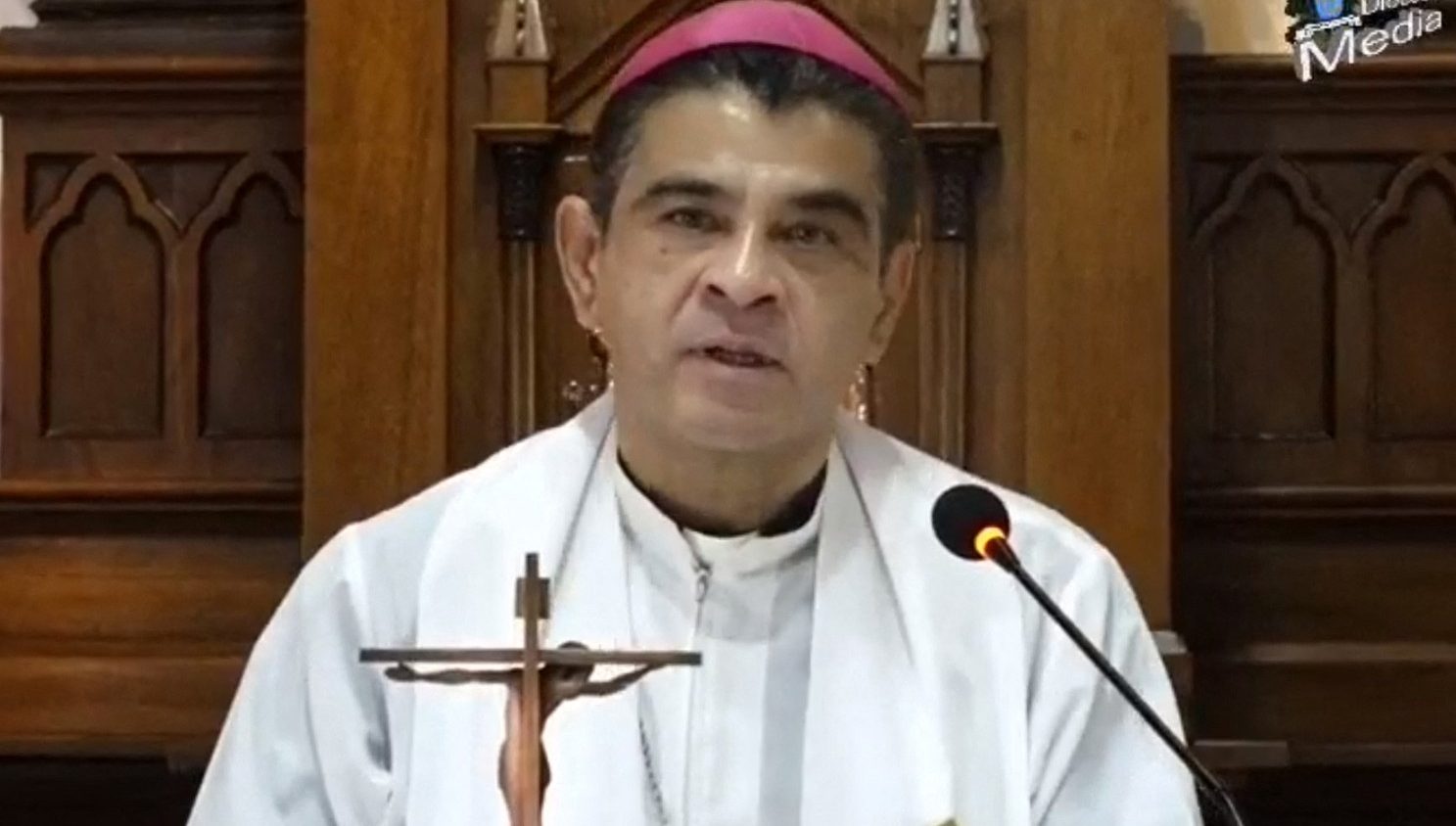 Uskup Rolando José Álvarez Lag terpilih untuk Hadiah Sakharov
