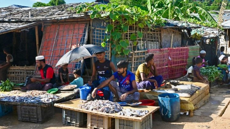 Des Rohingyas dans un camp de réfugiés à Ukhia, au Bangladesh, le 24 août 2022