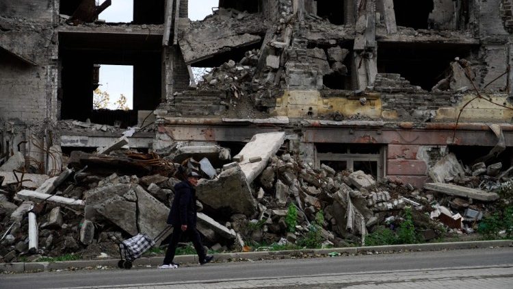A building destroyed in the ongoing war in Ukraine