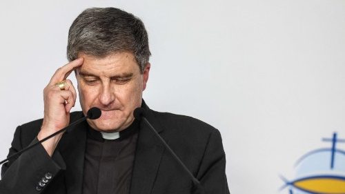 Europa-Synodentreffen: Kirchliche Macht und Autoritäten verändern