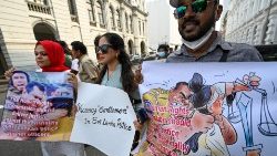 Eine Demo in Colombo, Menschen demonstrierten im November gegen Polizeigewalt