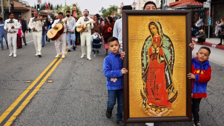 Hành hương Đức Mẹ Guadalupe