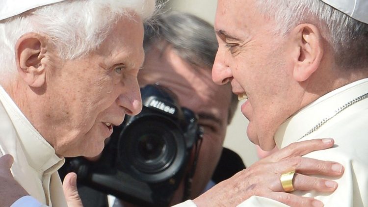 Benediktas XVI ir Pranciškus