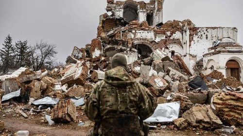 In Ucraina infuriano i combattimenti nel Donetsk, cambio ai vertici militari