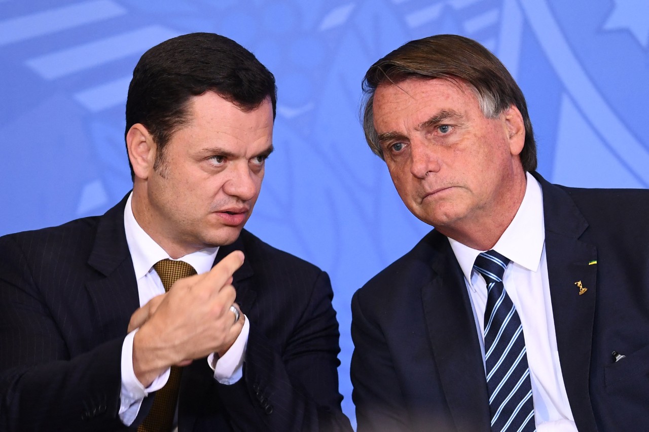 L'ex presidente Jair Bolsonaro con l'ex ministro della giustizia Anderson Torres 
