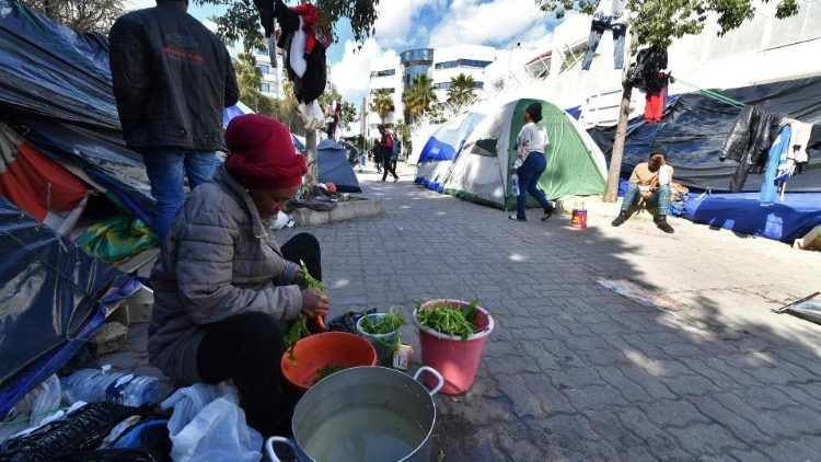 Migranti sub-sahariani a Tunisi