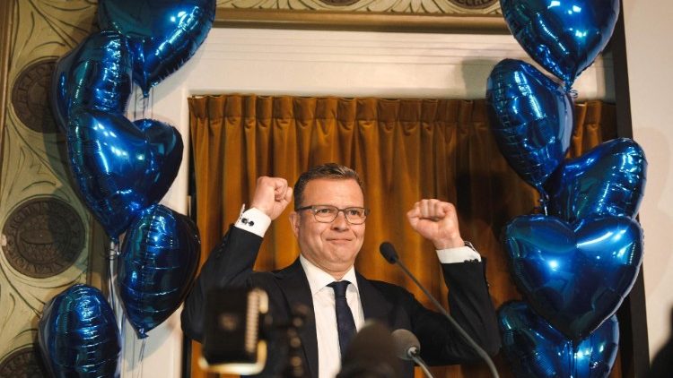 La Finlandia vota per la Coalizione nazionale del leader Petteri Orpo (AFP)