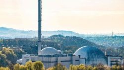 La centrale nucleare di Neckarwestheim, nella Germania meridionale, una delle tre che viene fermata il 15 aprile