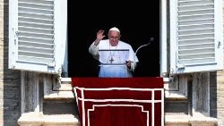 Le Pape François lors de la prière du Regina Caeli, le dimanche 7 mai 2023.