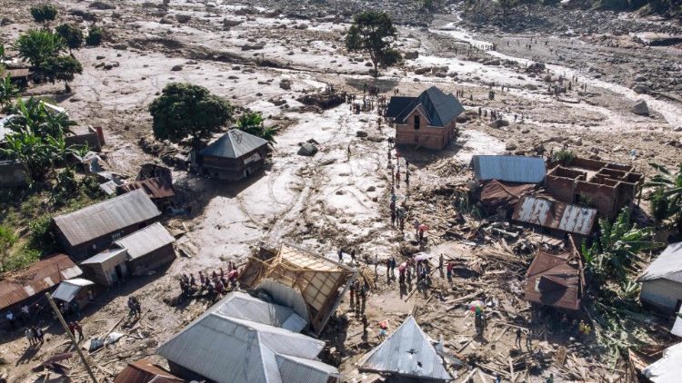 Il villaggio di Nyamukubi, nel territorio di Kalehe, distrutto dall'alluvione (AFP)