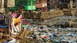 Verschmutzung durch Plastik, hier in Indonesien